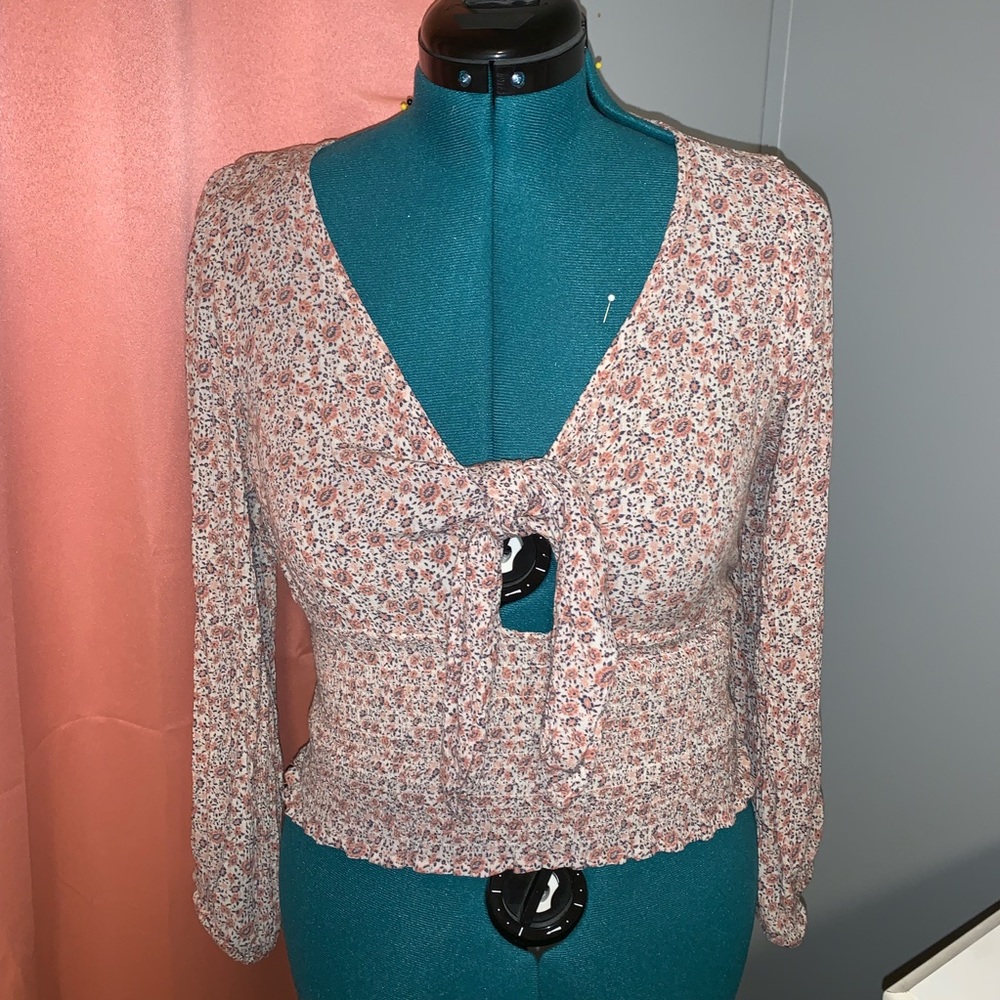 American Eagle Ribbed Floral Blouse